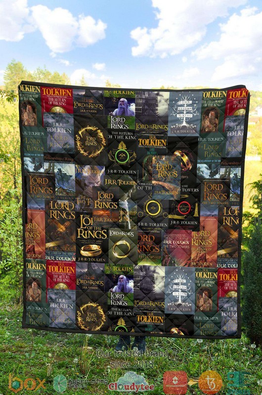 The_Lord_Of_The_Rings_Books_Covers_Quilt_1
