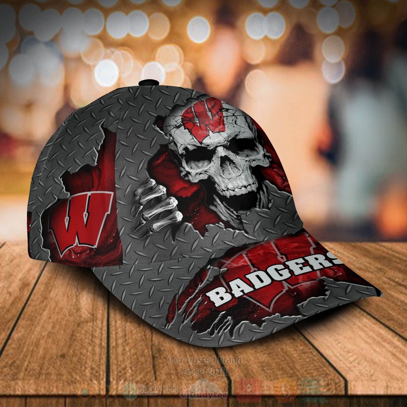 Wisconsin_Badgers_Skull_NCAA_Custom_Name_Cap_1