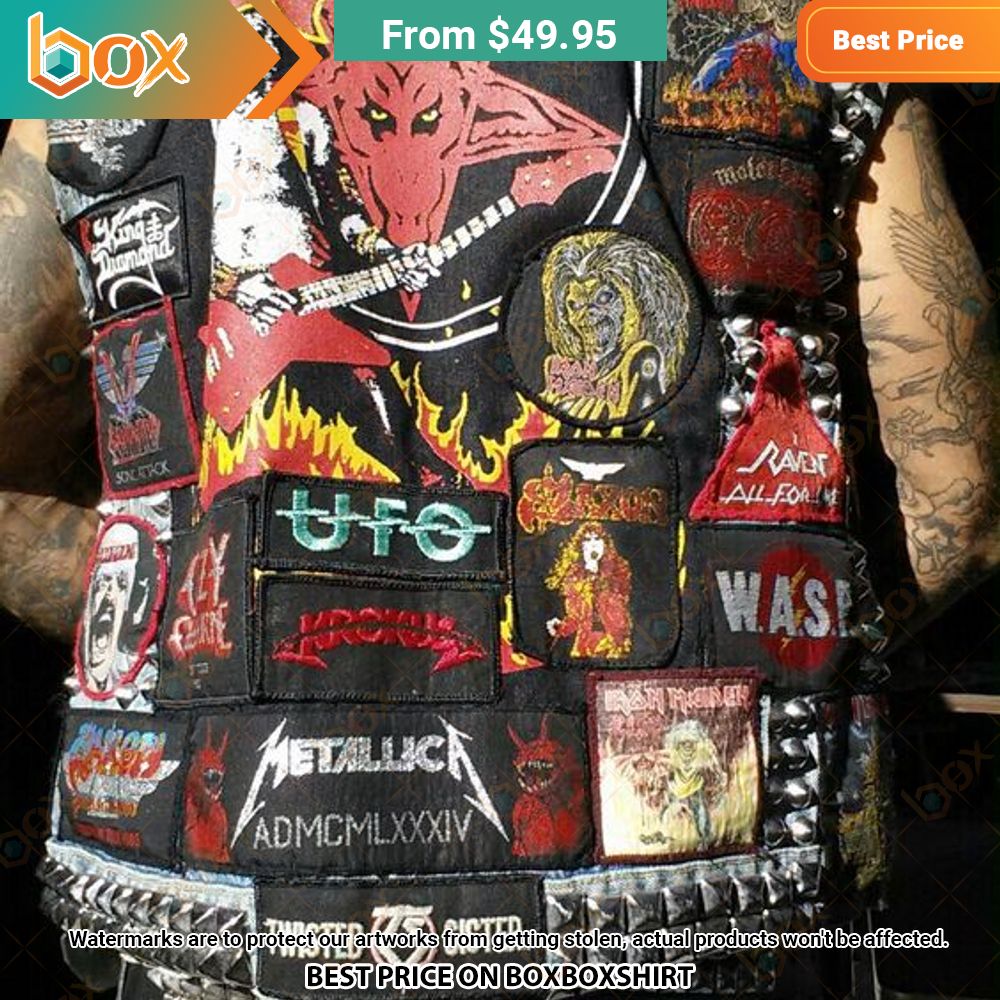 Rock Stud 3D Sleeveless Denim Jacket Wow! What a picture you click