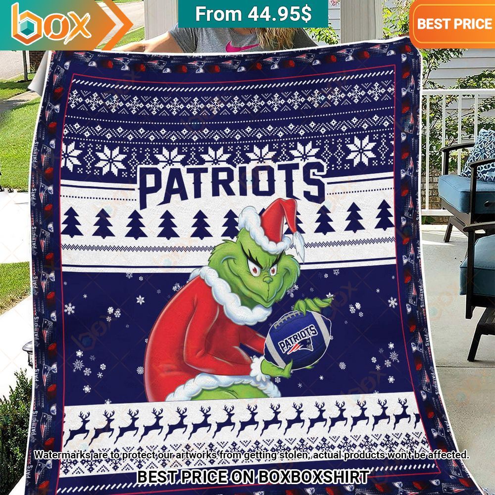 New England Patriots The Grinch Christmas Blanket Nice place and nice picture