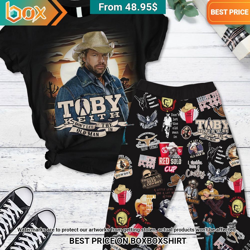 Toby Keith Don't Let The Old Man In Song Pajamas Set